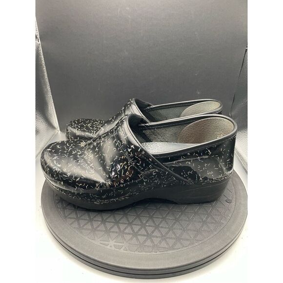 Dansko XP 2.0 Rainbow Sprinkles Confetti Clogs Womens Size 38 EU / 8 US Black - Picture 3 of 12